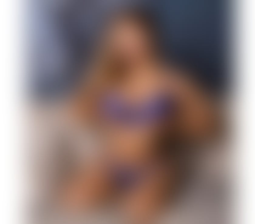 Escorts South East London Bromley - Photos for Dayana Colombian girl