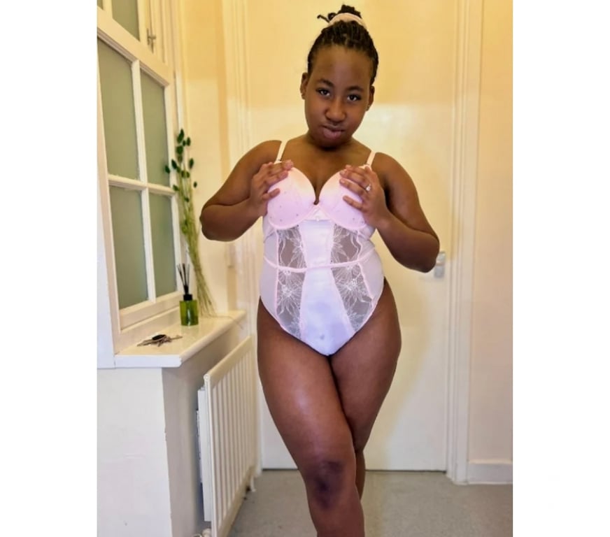 Escorts West London Shepherd`s Bush - West London - Photos for AVAILABLE ON XMAS CARIBBEAN GIRL W BIG ASS