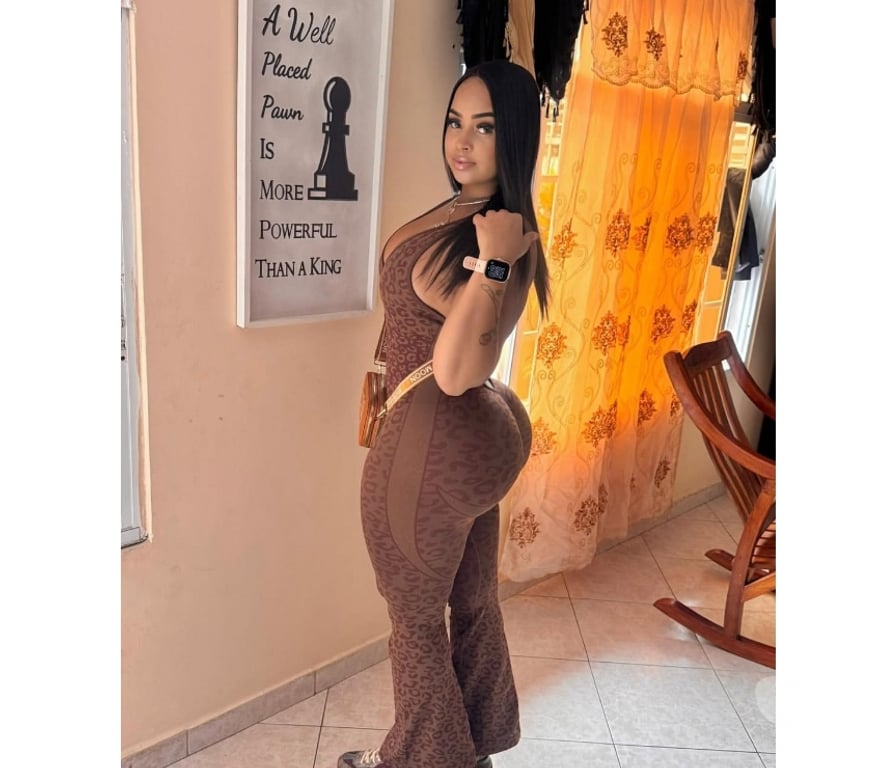 Escorts West Midlands Birmingham - Photos for 🍓EMY HOT LATINA🍓PARTY QUEEN🥂 NAUGHTY🤤100%REAL