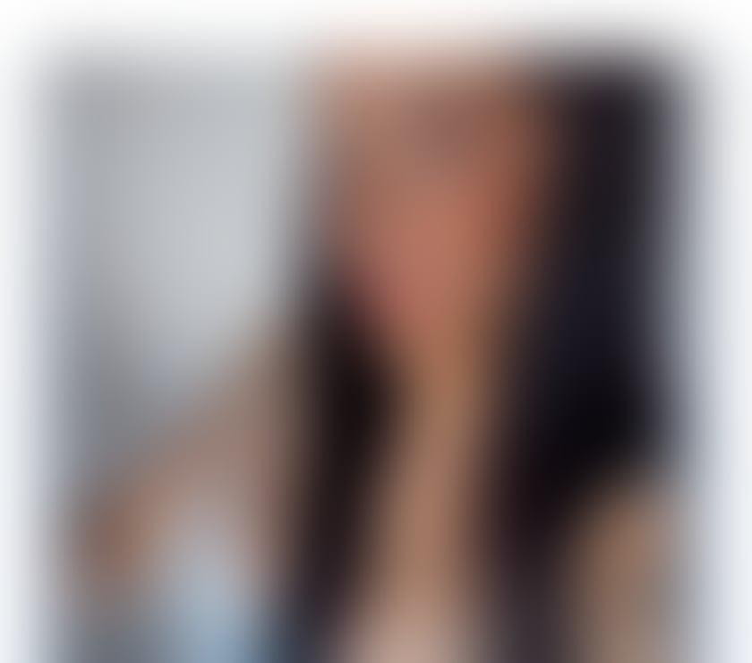 Lara, beautiful Latina, party 24 7