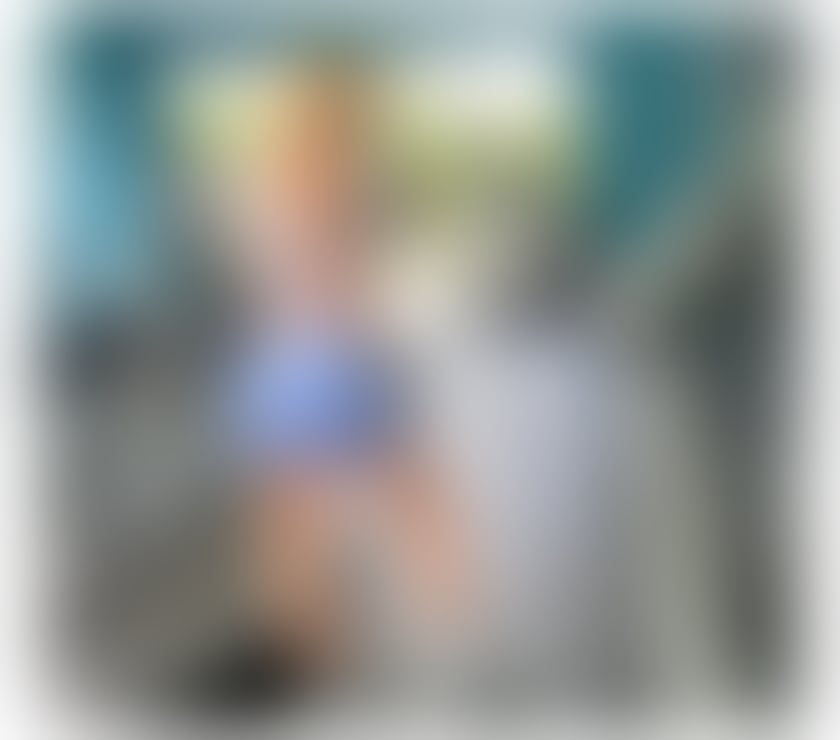 Escorts Surrey Guildford - Photos for 🔥CLASSY HORNY MATURE 💯 PARTY GIRL