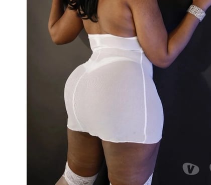 Escorts and Massages Brentwood Station Brentwood - Photos for English Black GFE Deliciously Curvy