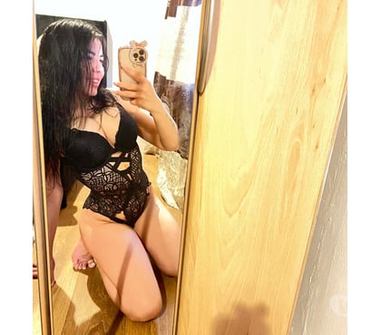 Photos for Andreea🥰INCALL ❤️OUTCALL❤️ PARTY GIRL😈