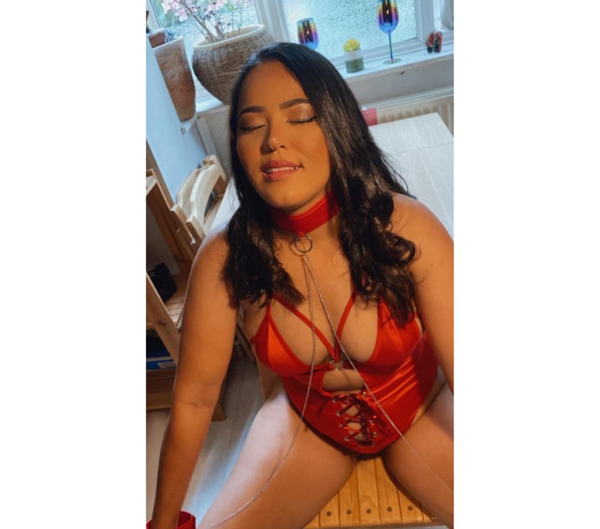 Escorts East London Woodford - East London - Photos for MAYA BRAZILIAN PARTY GIRL 🇧🇷🥂🎉