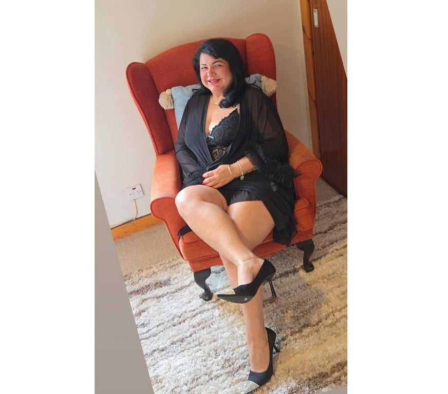 Escorts Cardiff Cardiff City Centre - Cardiff - Photos for Julie naughty girl Brazilian 👧 😋