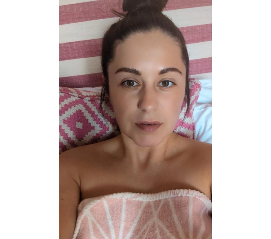 Adult Entertainment Bristol Bristol City Centre - Bristol - Photos for Petite and curvy brunette 😈🔥💦 WhatsApp only