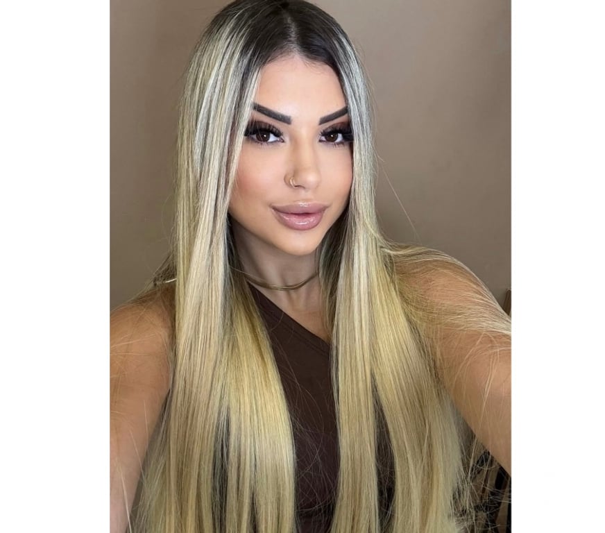 Escorts East London Canning Town - East London - Photos for Jully, new in town, ready to party!🔥🥳🇧🇷