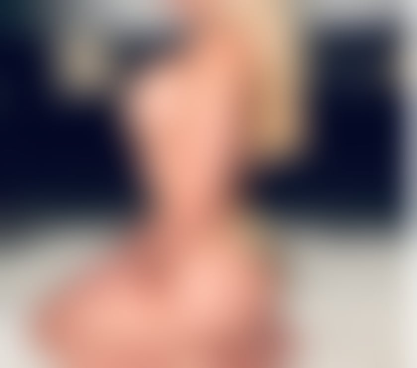 Escorts East London Havering - Photos for PARTY BLONDE MILF IN TOWN NICE BODY 💥💯