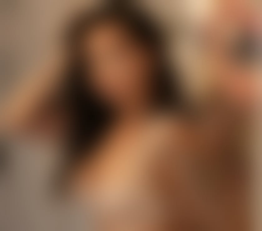 Escorts and Massages Croydon Croydon - Photos for Tainá Brazilian Portuguese 🇧🇷🇵🇹 Croydon ❣️