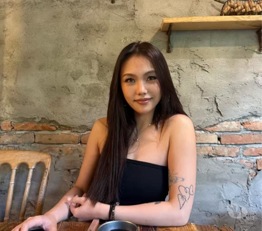 Escorts Wiltshire Swindon - Photos for Swindon Wet💦 service. sexy Girl🍑