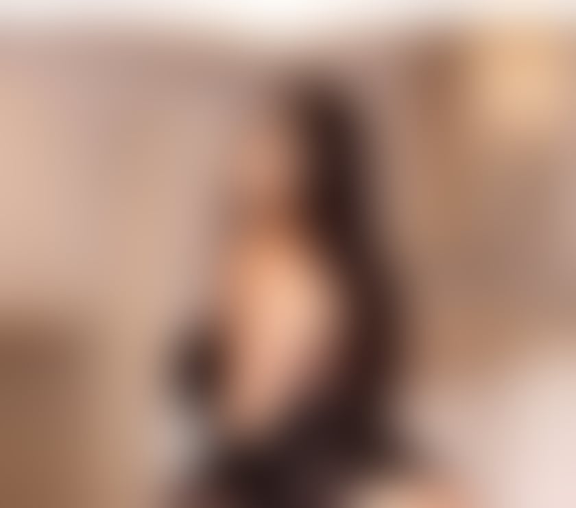 Escorts South East London Croydon - Photos for Luna — Brazilian 🇧🇷 | SLIM, Feminine CROYDON