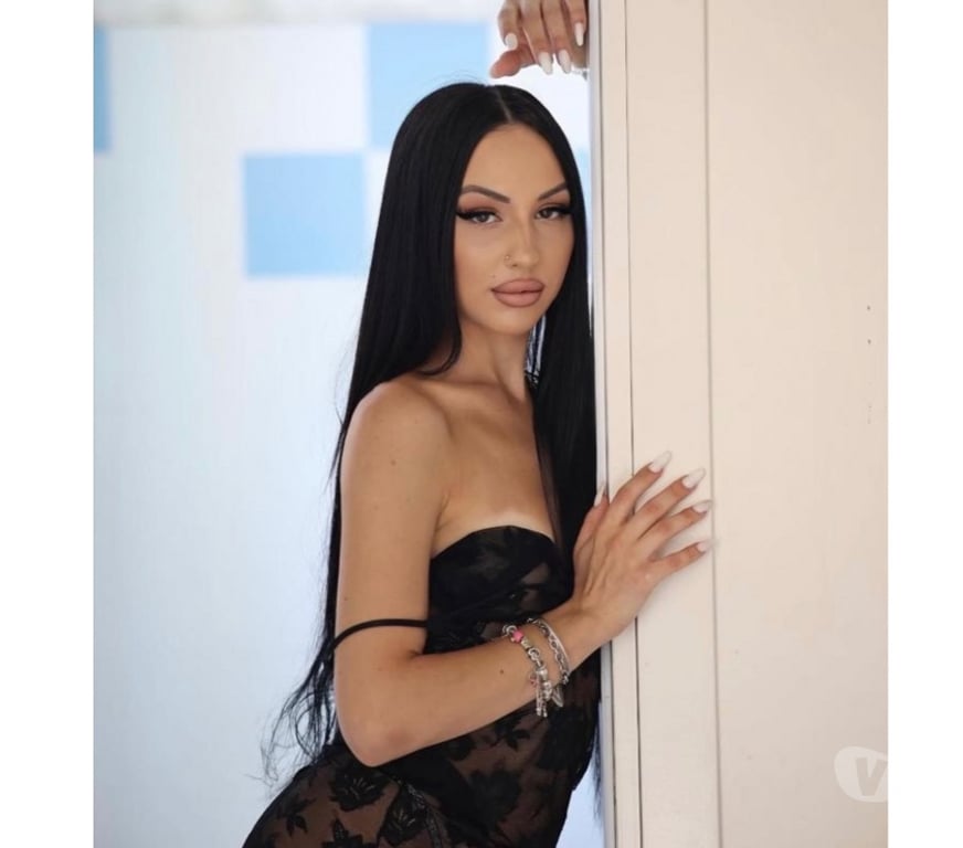 Escorts East London Redbridge - Photos for Anna🖤 new in town 🖤