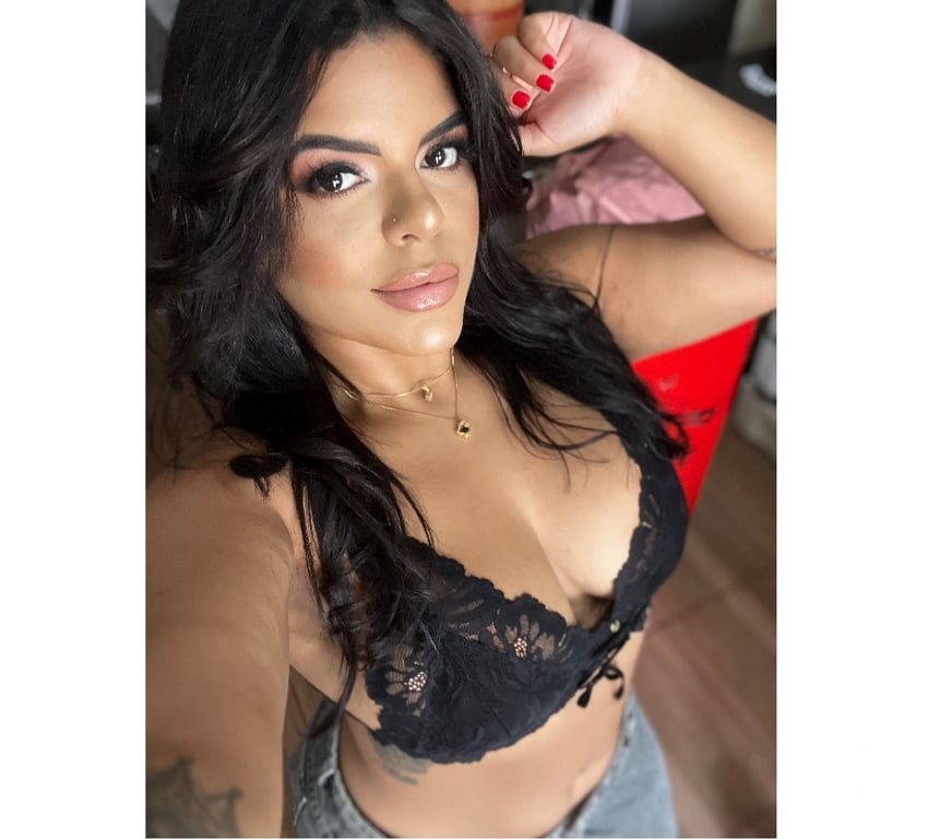 Escorts Essex Colchester - Photos for BRUNETTE BRAZILIAN 🎀