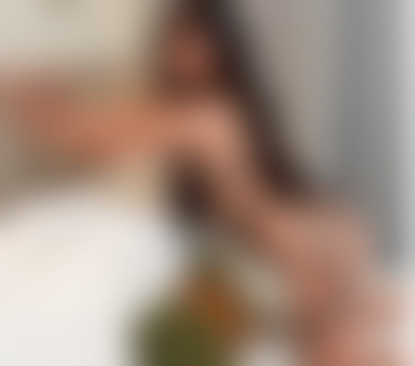 A va STUNNING THAI Girl - NEW, CUTE and 10000% Real