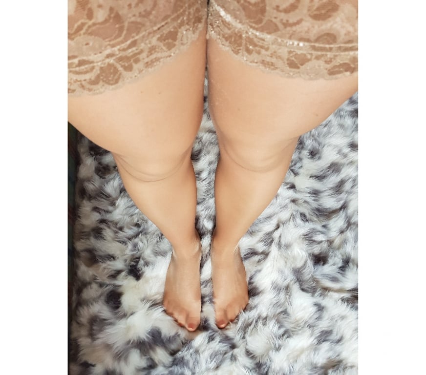 Escorts Oxfordshire Cherwell - Photos for PROFESSIONAL MASSAGE ,MASSAGE TABLE ,FOOT WORSHIP