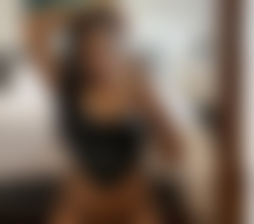 Escorts North West London Cricklewood - North West London - Photos for CASSIA🥰 Hot Brazilian Girl 🇧🇷 Party Girl 👧