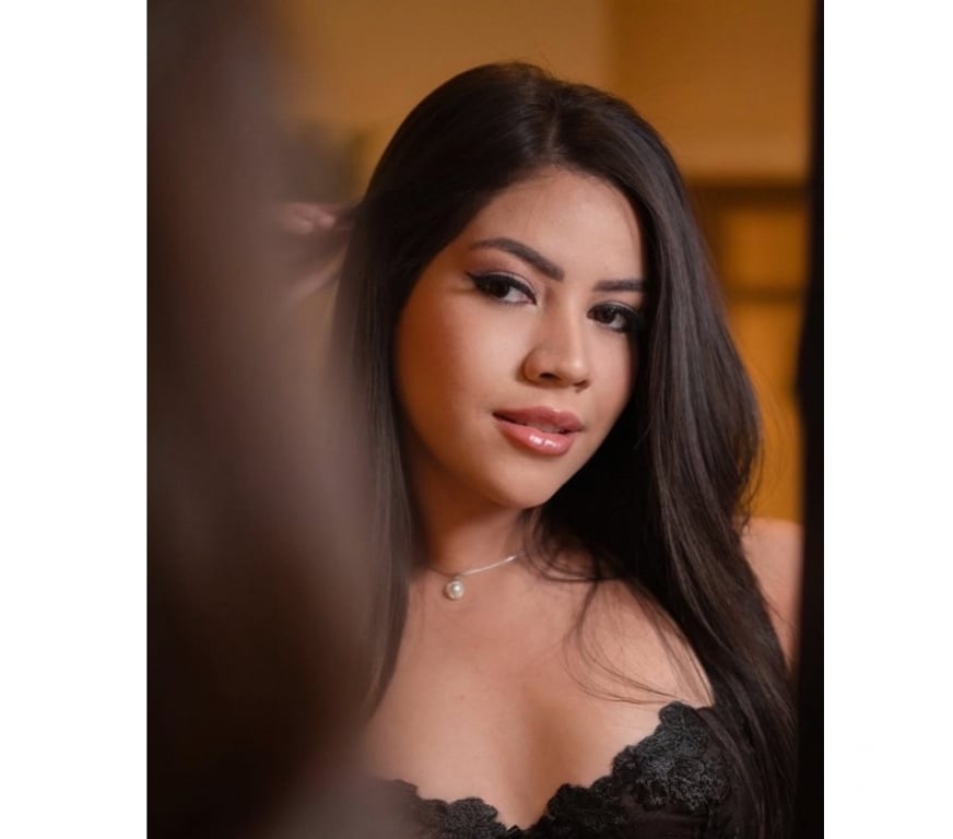 Escorts Cardiff Cardiff City Centre - Cardiff - Photos for EMILE ❤️‍🔥 PARTY GIRL 🍾 NEW IN TOWN