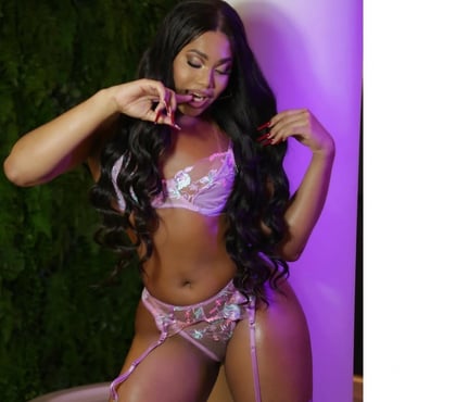 Transsexual Escorts Glasgow City Centre Glasgow - Photos for MISTRESS KYLIE INCALL OUTCALL🔥🔥😈P4RTY HOT