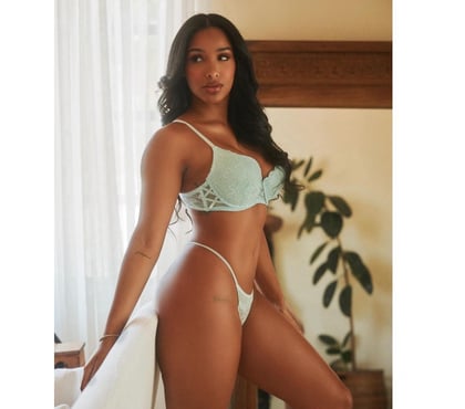 Escorts Swindon Town Centre Swindon - Photos for NEW IN TOWN 💖SEXY🫦✨️ VERONICA🎉🎉