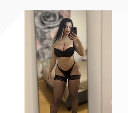 Escorts and Massages Worcester City Centre Worcester - Photos for HORNY GIRL BRUNETTE🥰VERY WET