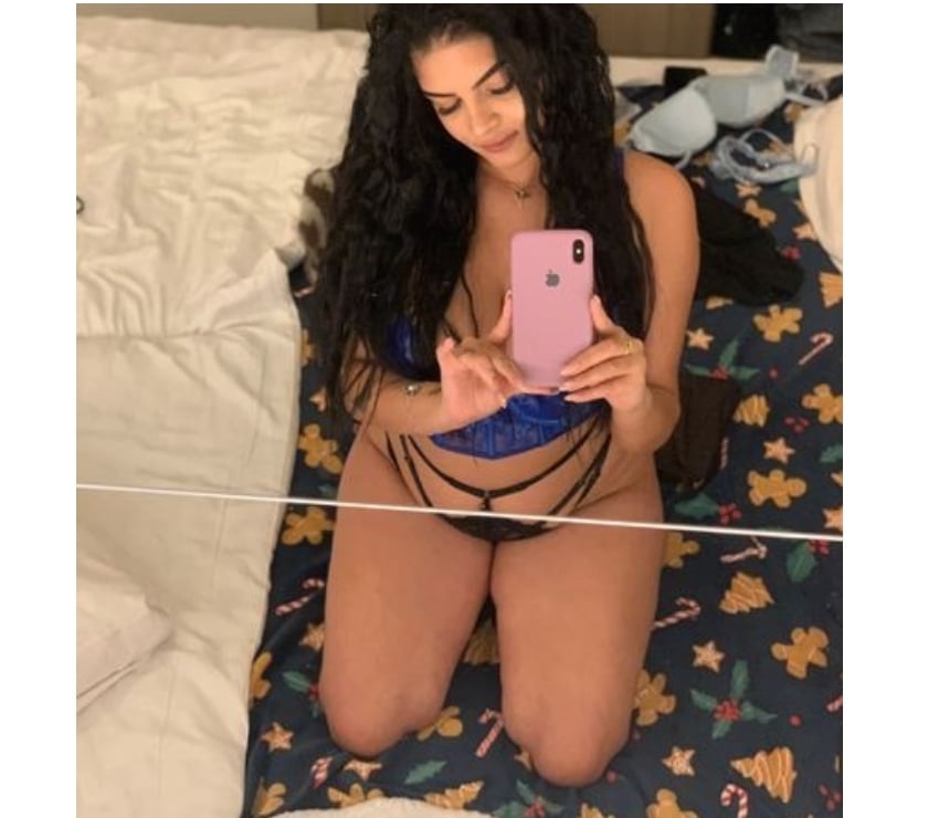  Escorts Falkirk Town Centre Falkirk - Photos for 🥂PARTY GIRL🥂Melissa 🫦New in Town outcall