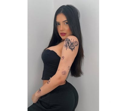 Photos for 🇧🇷😈😋🤤 CAROL