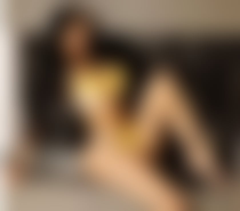 Escorts South East London Croydon - Photos for Brazilian 🇧🇷 | Charming, Mature & Feminine CR7