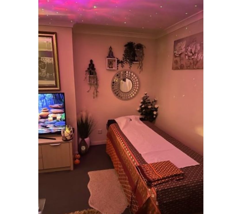Massage Islington North London - Photos for Relaxing Full Body massage in Islington.