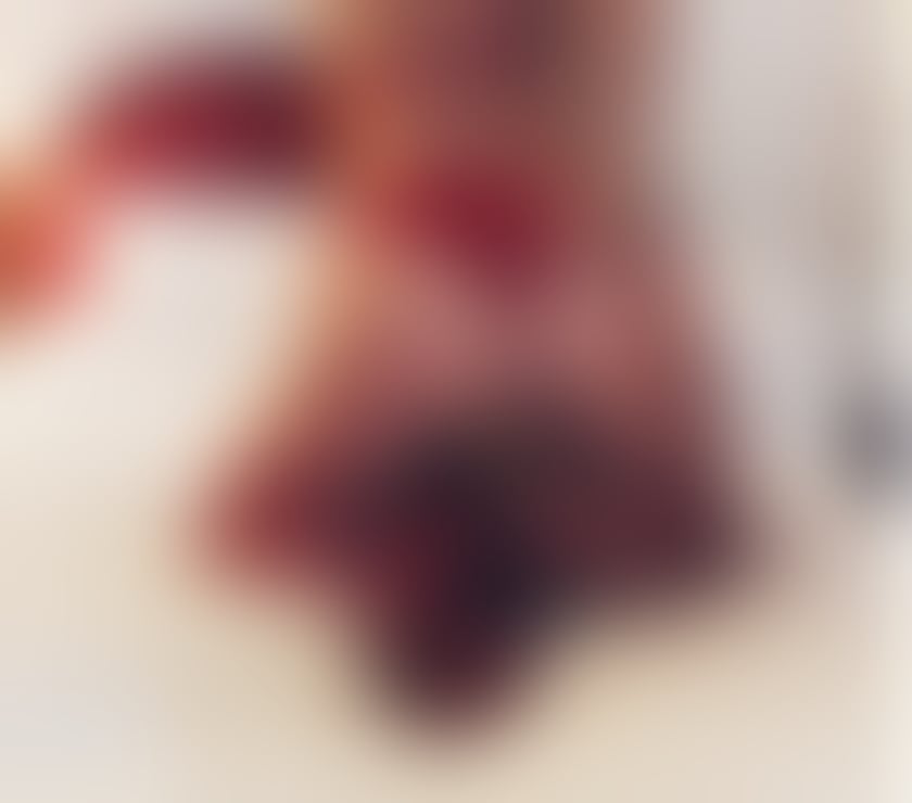 Escorts West Midlands Solihull - Photos for HOT ASS MILF ENGLISH BRUNETTE LOTS OF FUN