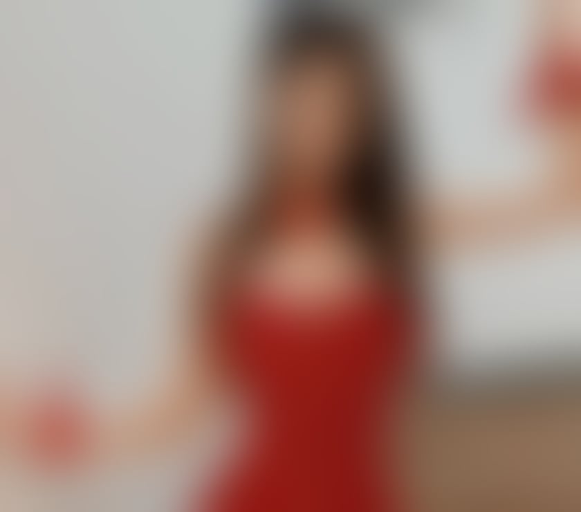 Stunning Asian Escort is Available For You 07752267770