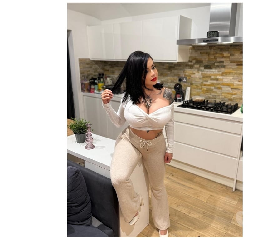 Escorts Hertfordshire Watford - Photos for Antonela very hot