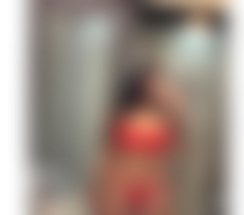 Chloe 🥰🔞❤️🥂 where the party