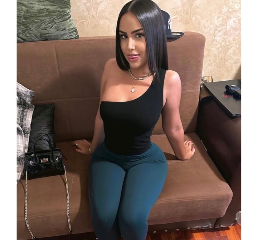 Escorts Essex Southend-on-Sea - Photos for hot girl xx call me x xxxx xxxx