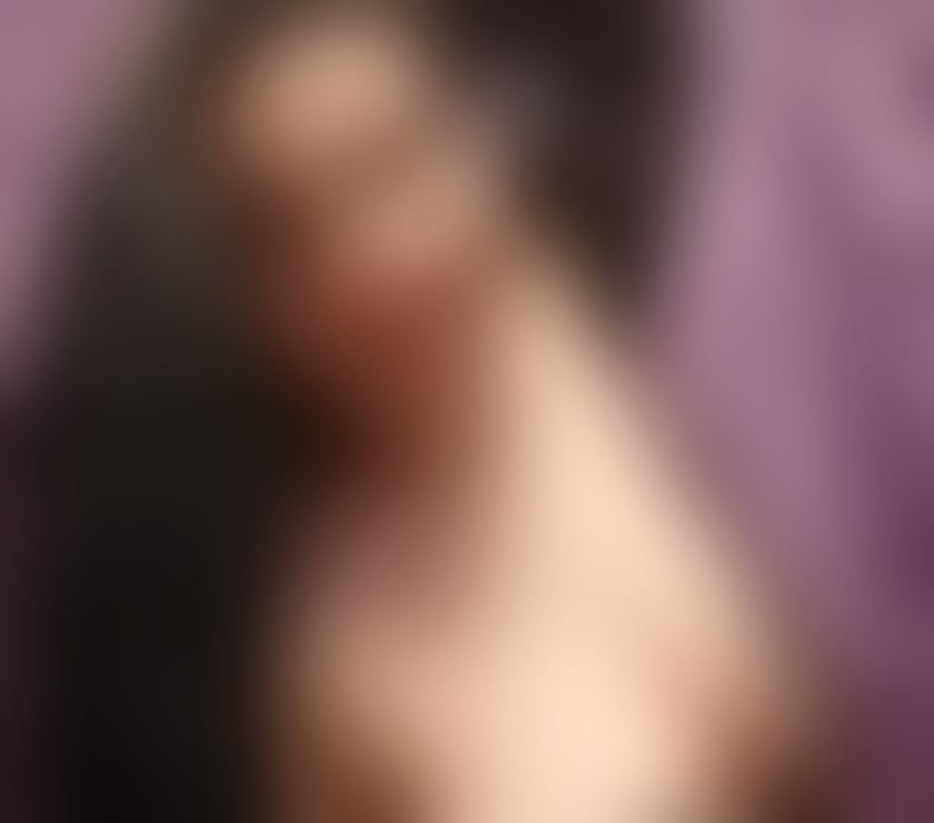 Escorts and Massages Creekmouth East London - Photos for Miruna new here very nice only party 🎉🎉🥳🥳