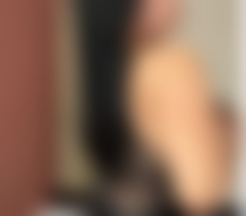 Escorts East London Creekmouth - East London - Photos for Miruna new here very nice only party 🎉🎉🥳🥳