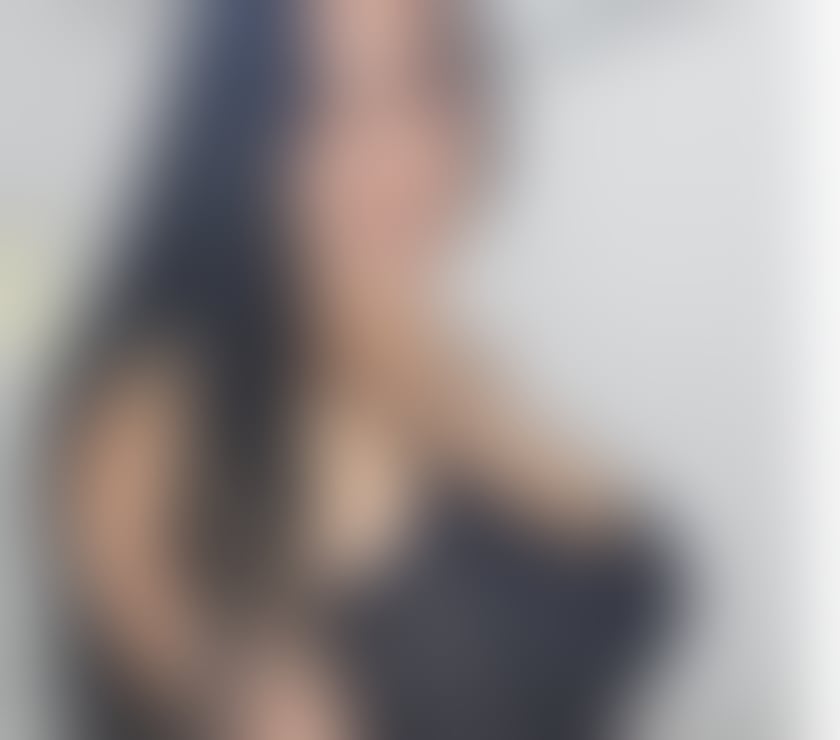 Escorts and Massages Creekmouth East London - Photos for Miruna new here very nice only party 🎉🎉🥳🥳