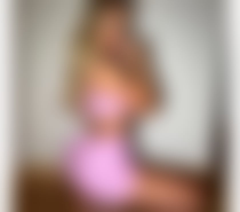 Escorts Sutton Town Centre Sutton - Photos for BELLA LATINA SEXY 🇧🇷 HOT 🔥 MAGNIFIC 🍑