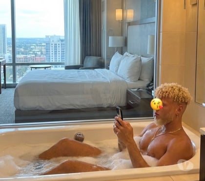 Gay escorts Milton Keynes City Centre Milton Keynes - Photos for Available now accommodate and travel vers Bottom Jack 🍑