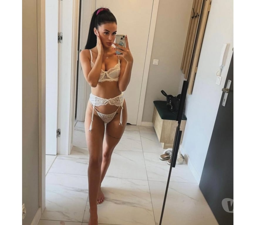 Escorts Buckinghamshire High Wycombe - Buckinghamshire - Photos for Sara a new brunette in your city no rush