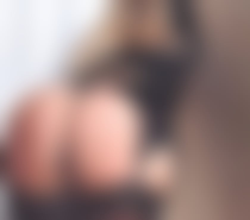 Sexy blonde Latino hot body patricya party 🔥 🥂