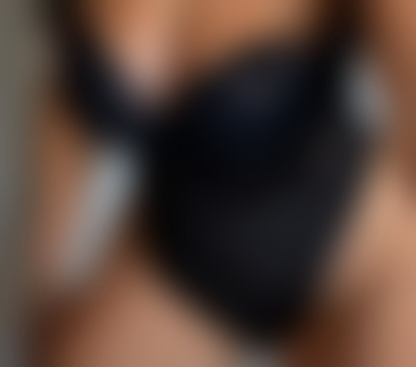 Escorts West Midlands Birmingham - Photos for Sexy blonde Latino hot body patricya party 🔥 🥂