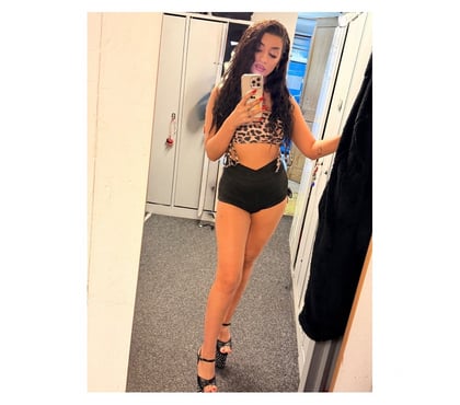 Escorts and Massages Gants Hill East London - images_alt_text Deea🔥Party Available🔥Real Girls💌OWO🔥💌