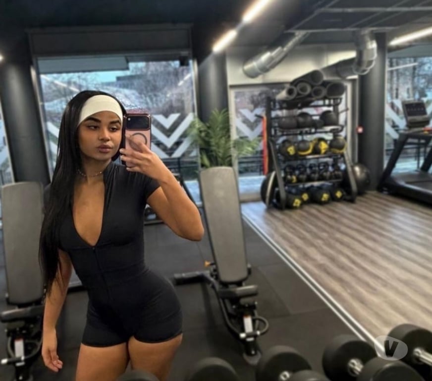 Escorts Greater Manchester Manchester - Photos for 💯LATINA 💦 PARTY GIRL 🍾🎉🔥