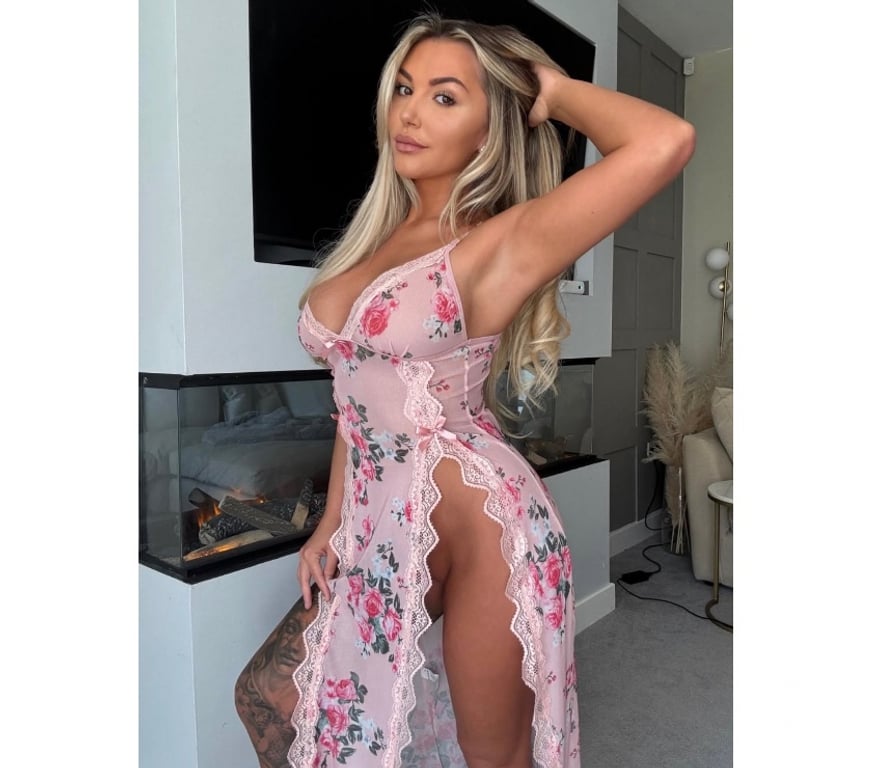 Escorts Surrey Guildford - Photos for Party girl🥳Hot and senzual🫦