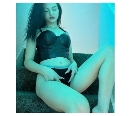 Escorts Boston West Boston - Photos for I m rebeka sexy new girl în Town best bj 😘