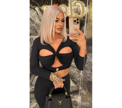 Photos for Hello now melyssa the best party