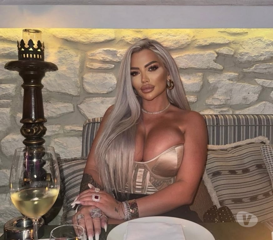 Escorts Surrey Tandridge - Photos for NOW HOT PARTY GIRLS OUTCALL 👧