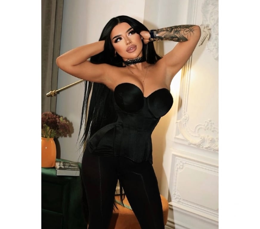 Escorts South West London Kingston upon Thames - Photos for Sexy brunette only outcall❤️