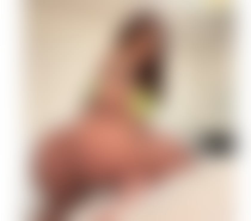 Escorts West London West Kensington Station - West London - Photos for EVA BODYBUILDING BIG ASS 🍑🇧🇷💪🏽