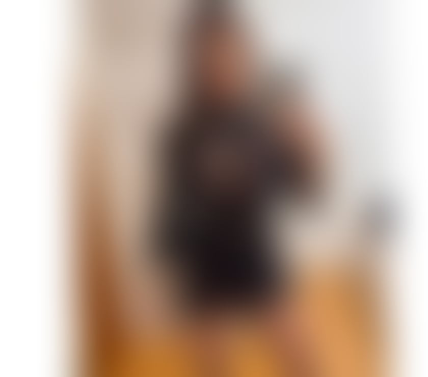 Escorts West London West Kensington Station - West London - Photos for EVA BODYBUILDING BIG ASS 🍑🇧🇷💪🏽